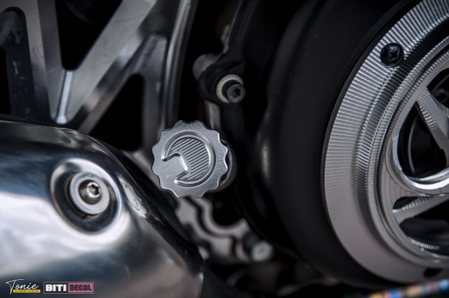 Vespa độ trợ lực cổ hầm hố nâng tầm thẩm mỹ và cải thiện hiệu năng