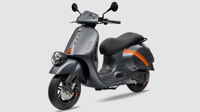 Vespa gtv300 travolgente gray - thanh lịch và thể thao hơn với phối màu mới