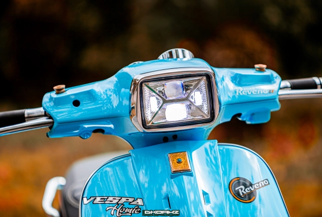 Vespa lx150 tiêu tốn hơn 200 triệu đồng để trở thành một tác phẩm nghệ thuật