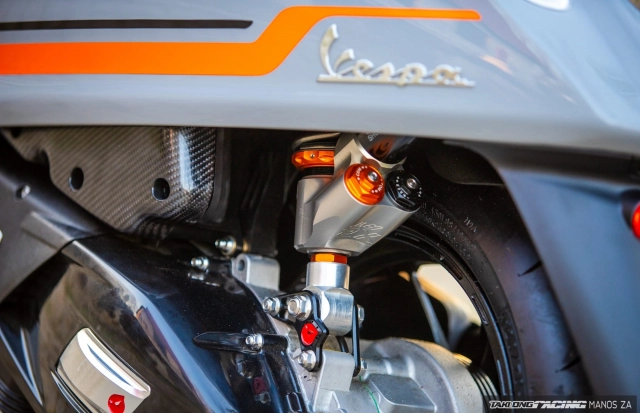 Vespa sprint cường hóa lực thắng bằng dòng heo xuất hiện trong motogp