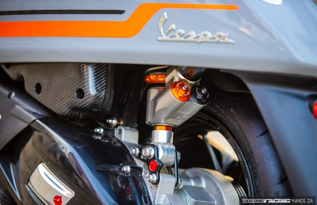 Vespa sprint cường hóa lực thắng bằng dòng heo xuất hiện trong motogp