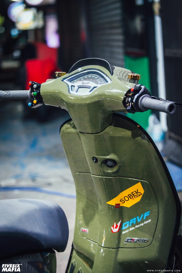 Vespa sprint lột xác khi học hỏi theo phong cách sporty của sh ý