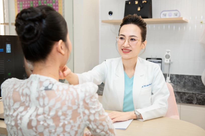 Vì sao á hậu hương ly chọn bác sĩ tô lan phương để làm đẹp