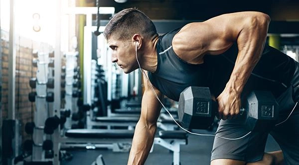 Vi vu tận trời tây trấn thành vẫn bị dân tình réo gọi bởi chi tiết sai quá sai này