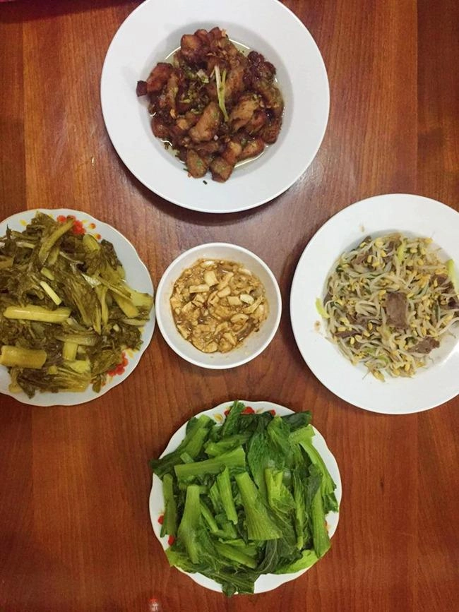 Vợ đảm ngày nào cũng vào bếp nấu nhiều bữa ăn ngon khiến chồng tăng 3kg sau cưới