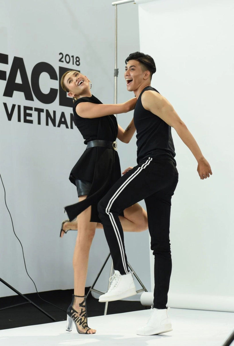 Võ hoàng yến chính là nàng tắc kè hoa sau 4 ngày casting the face