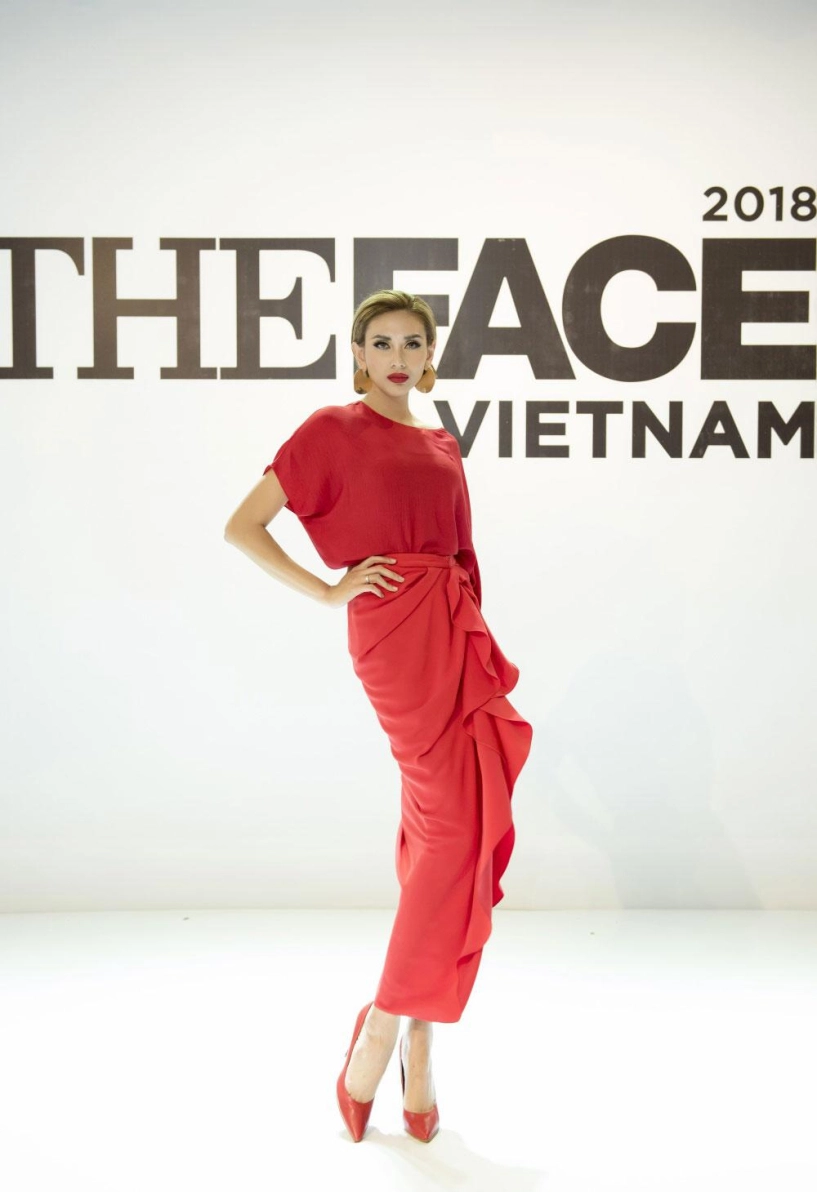 Võ hoàng yến chính là nàng tắc kè hoa sau 4 ngày casting the face