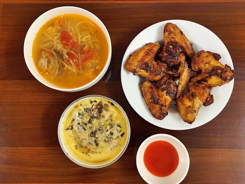 Vợ kỹ tính ghét nấu ăn qua loa chồng thích thú khen cơm nhà là số 1