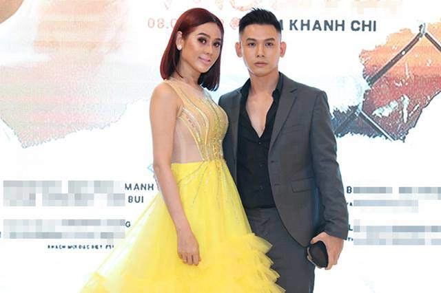 Vừa vướng nghi vấn phẫu thuật thẩm mỹ lâm khánh chi lại xuất hiện với vẻ ngoài khác lạ