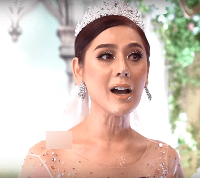 Vừa vướng nghi vấn phẫu thuật thẩm mỹ lâm khánh chi lại xuất hiện với vẻ ngoài khác lạ