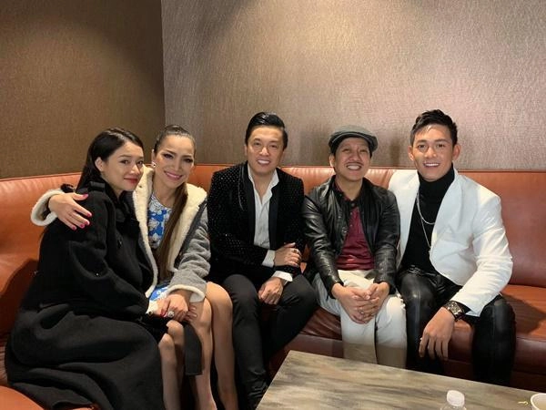 Xuất hiện cạnh hội bạn thân nhã phương sau sinh còn đẹp hơn nhã phương ngày son sắc