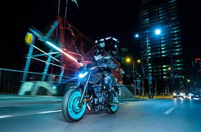 Yamaha mt-07 2025 ra mắt sẽ làm ae thích thú với 3 tùy chọn màu sắc mới