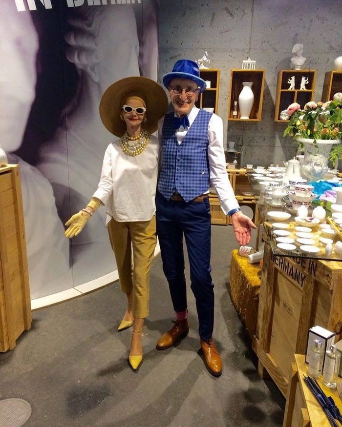 10 cặp vợ chồng già vẫn khiến nhiều đôi trẻ phải hít khoi