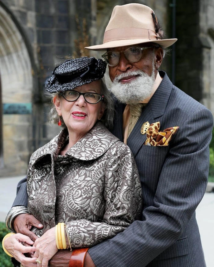 10 cặp vợ chồng già vẫn khiến nhiều đôi trẻ phải hít khoi