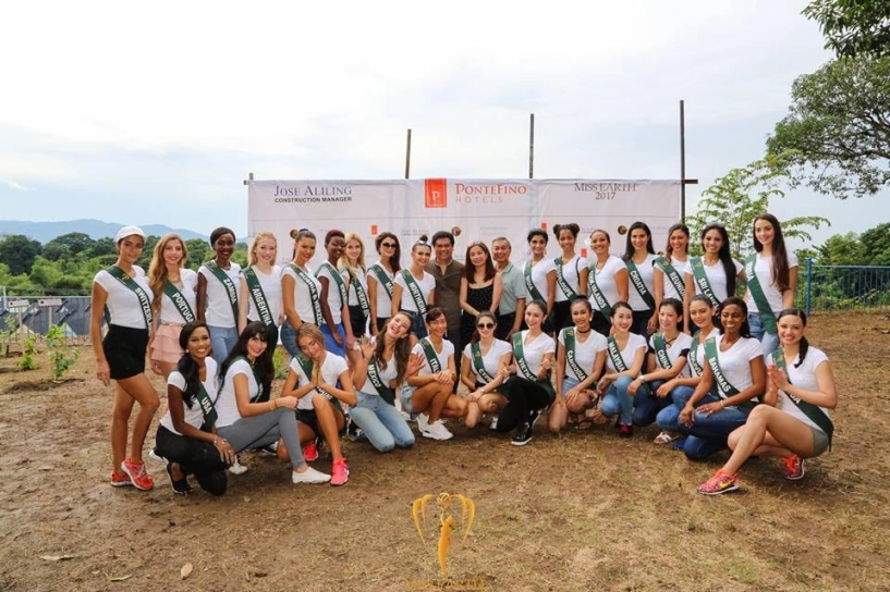 Á hậu hà thu liên tục giành chiến thắng áp đảo tại hoa hậu trái đất 2017