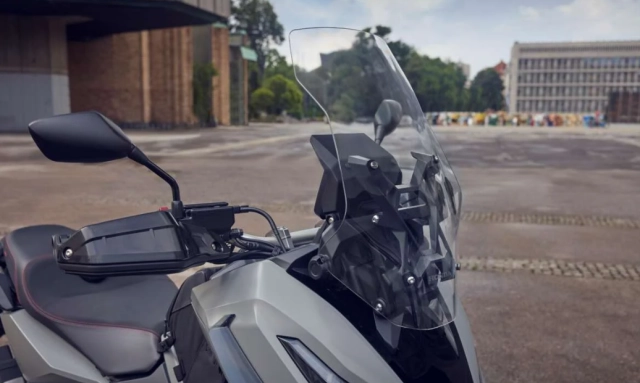 Ae mê phượt thích thú khi honda x-adv 750 2025 vừa được cập nhật đôi mắt mới
