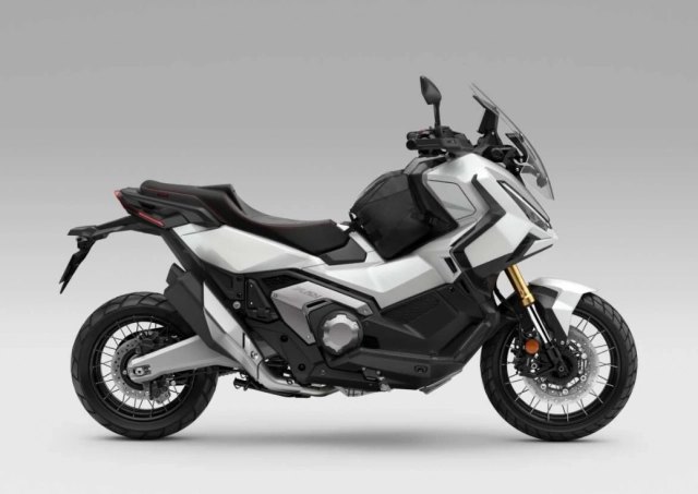 Ae mê phượt thích thú khi honda x-adv 750 2025 vừa được cập nhật đôi mắt mới
