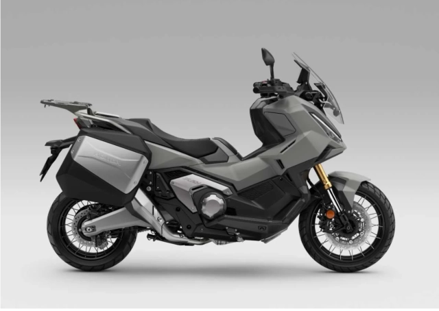 Ae mê phượt thích thú khi honda x-adv 750 2025 vừa được cập nhật đôi mắt mới
