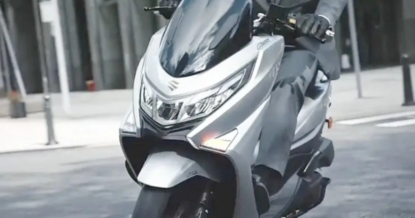Ae nghĩ sao khi burgman 150 đang được suzuki phát triển để đấu pcx và nmax