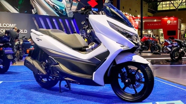 Ae nghĩ sao khi burgman 150 đang được suzuki phát triển để đấu pcx và nmax
