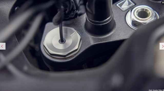 Bật mí honda nt1100 2025 tỏa sáng với thiết kế mới abs khi vào cua và khung gầm showa bán chủ động
