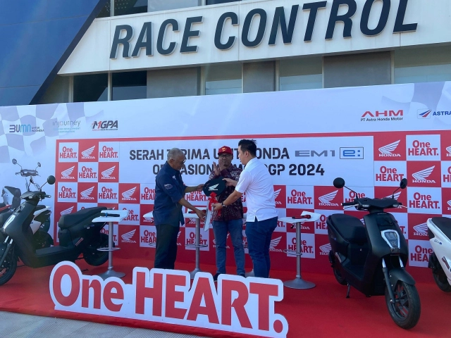 Bất ngờ khi biết tin honda em-1 được sử dụng trên đường đua motogp