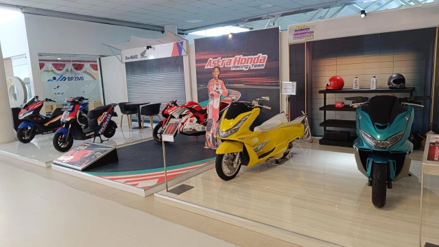 Bất ngờ khi biết tin honda em-1 được sử dụng trên đường đua motogp