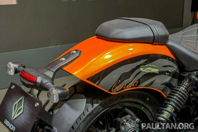 Benda chinchilla 500 2024 ra mắt ngoại trừ logo thì ăn đứt honda rebel 500 về mọi mặt