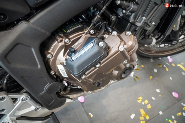 Cận cảnh honda cb650r 2024 e-clutch tại việt nam nổi bật nhất với hệ thống ly hợp điện tử e-clutch