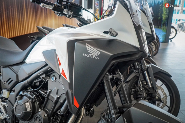 Cận cảnh honda nx500 2024 tại đại lý - xe đẹp hơn những gì tôi mong đợi