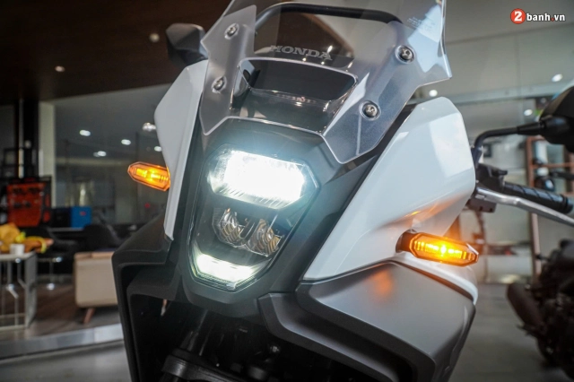 Cận cảnh honda nx500 2024 tại đại lý - xe đẹp hơn những gì tôi mong đợi