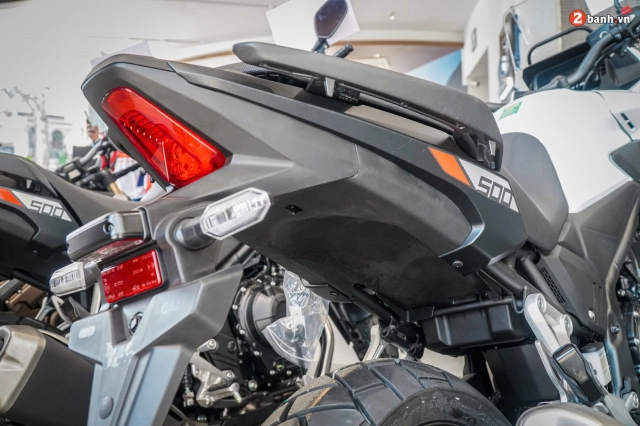 Cận cảnh honda nx500 2024 tại đại lý - xe đẹp hơn những gì tôi mong đợi