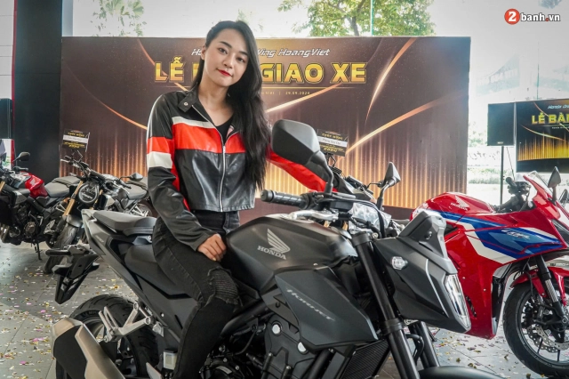 Chi tiết honda cb500 hornet mới tại showroom được cải tiến cả về thiết kế và trang bị