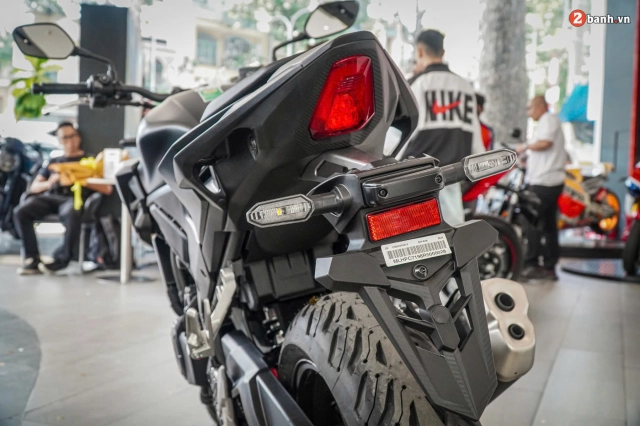 Chi tiết honda cb500 hornet mới tại showroom được cải tiến cả về thiết kế và trang bị