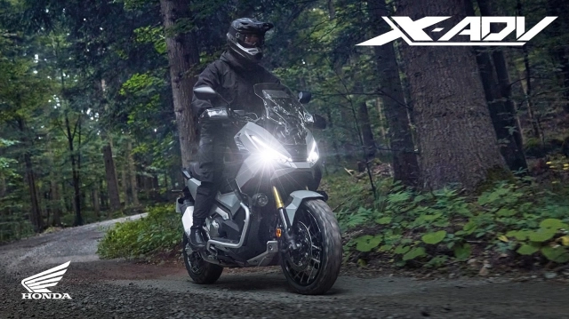 Chi tiết vẻ đẹp xuất thần của honda x-adv 2025 mới chắc chắn ae thích mê