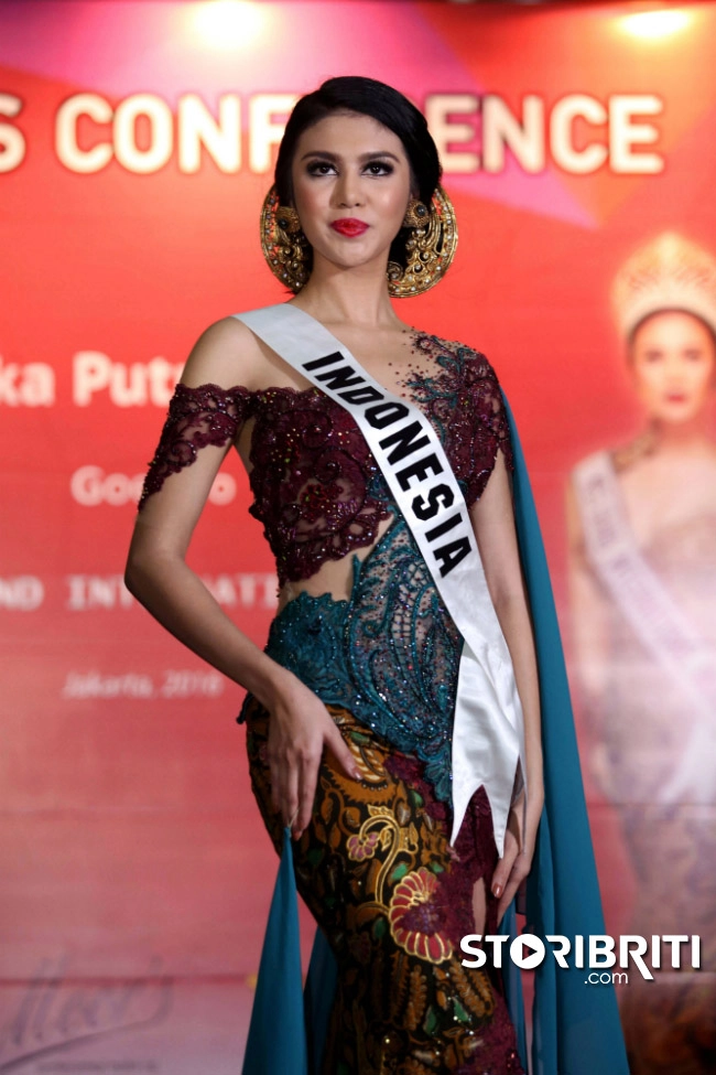 Cô gái hiền lành bất ngờ trở thành hoa hậu đẹp nhất thế giới