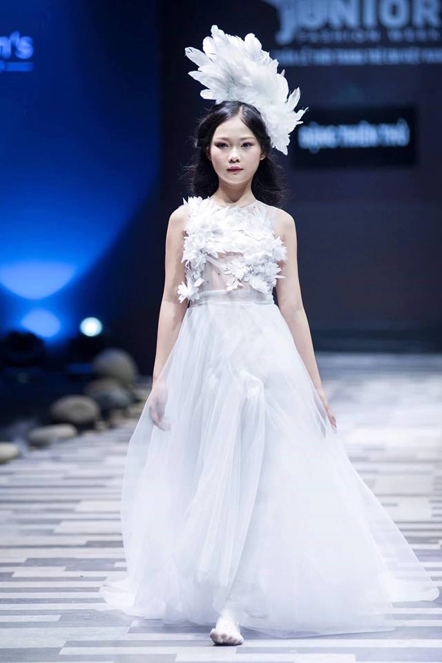 Điểm mặt những nàng mẫu nhí khuấy đảo sàn catwalk