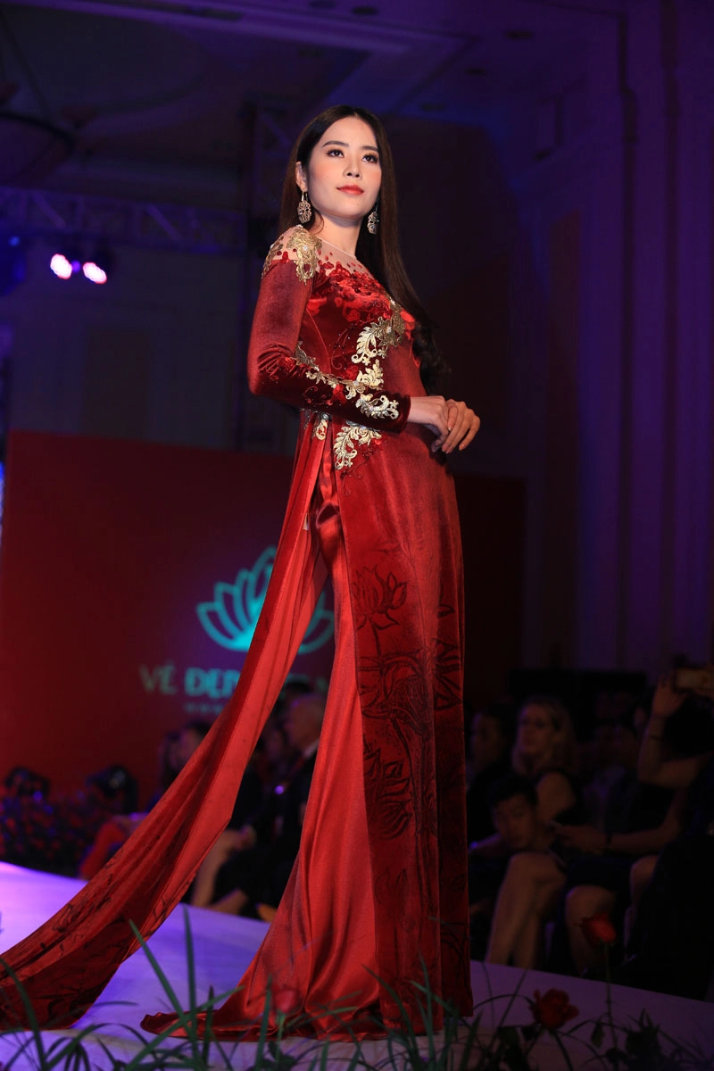 Diễn viên xuân bắc cựu btv diệp anh nam em say mê với vẻ đẹp việt nam