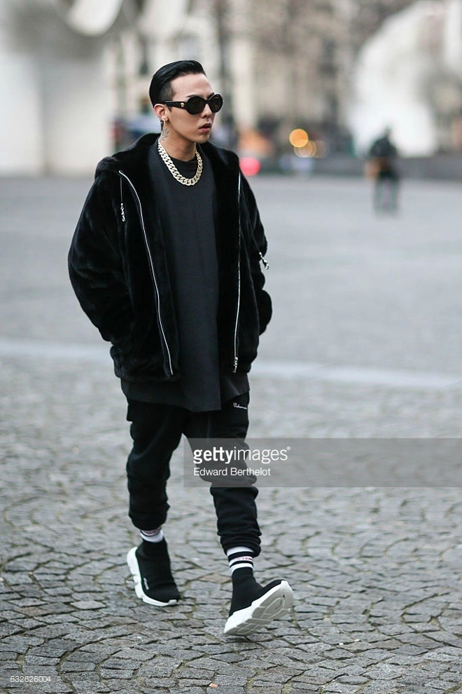 Điều gì xảy ra khi siêu mẫu thanh hằng đụng hàng sơn tùng mtp