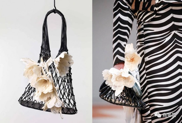 Đừng khinh những món đồ cổ lỗ này vì nó đang khiến các chị em điên đảo trở lại