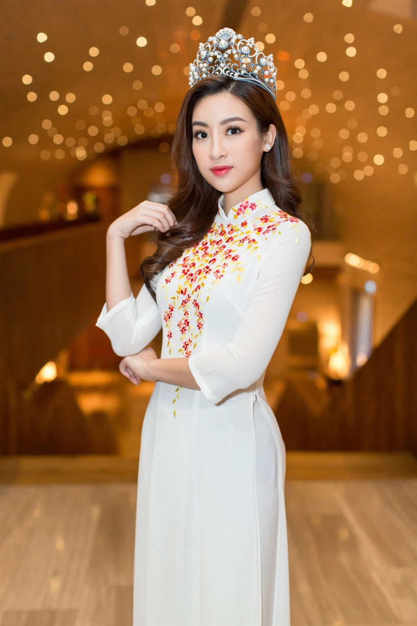 Fan thích thú bàn luận xôn xao khi đỗ mỹ linh đọ sắc với các hoa hậu láng giềng