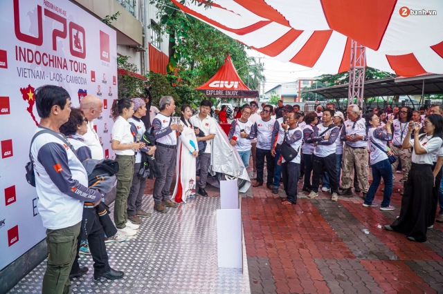 Hành trình đông dương việt nam lào campuchia đam mê không có tuổi