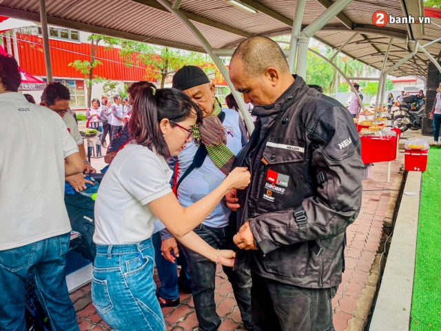 Hành trình đông dương việt nam lào campuchia đam mê không có tuổi