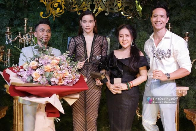 Hồ ngọc hà diện váy xẻ quyến rũ bên cạnh kim lý tại sự kiện