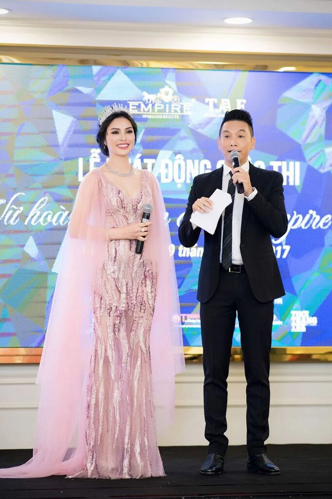 Hoa hậu phụ nữ sắc đẹp phạm anh thư cuốn hút tại hà nội