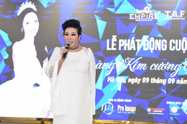 Hoa hậu phụ nữ sắc đẹp phạm anh thư cuốn hút tại hà nội