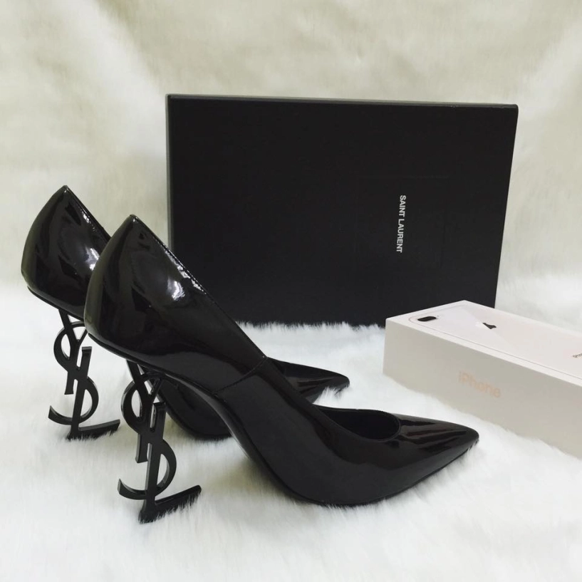 Hoa khôi đối thoại với jack ma mình không phải là tín đồ hàng hiệu như nhiều báo đưa tin