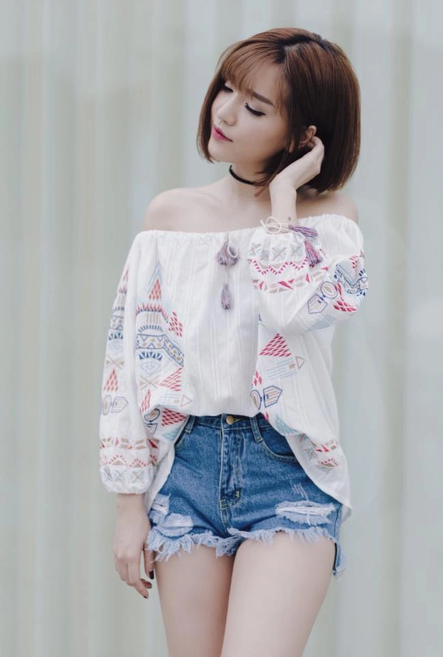 Hóa ra hồ ngọc hà bích phương và chi pu cũng rất say mê đồ hàng thùng