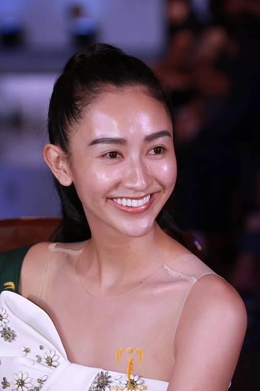 hoảng hốt khi ngắm nhan sắc thật sự không photoshop của thí sinh hoa hậu trái đất 2017