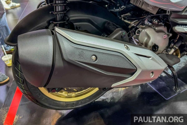 Honda adv 350 đụng phải đối thủ mạnh mới mang tên sym husky adv 300 2025